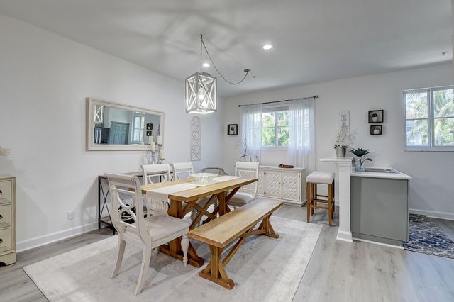 525 Bayfront Drive, Boynton Beach, FL 33435