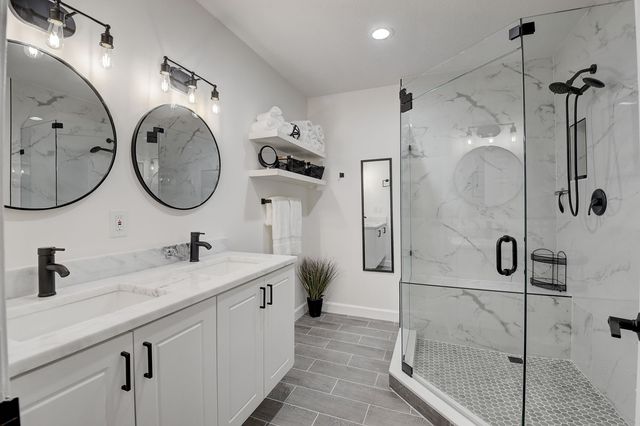 525 Bayfront Drive, Boynton Beach, FL 33435