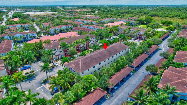 525 Bayfront Drive, Boynton Beach, FL 33435