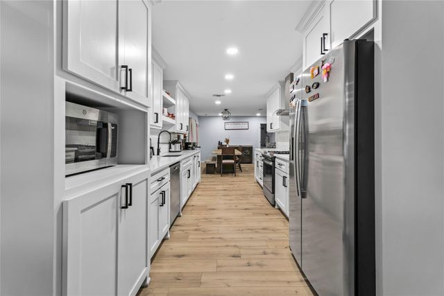 8128 Newman Drive, North Richland Hills, TX 76180