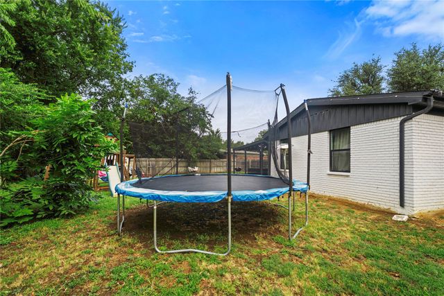 8128 Newman Drive, North Richland Hills, TX 76180
