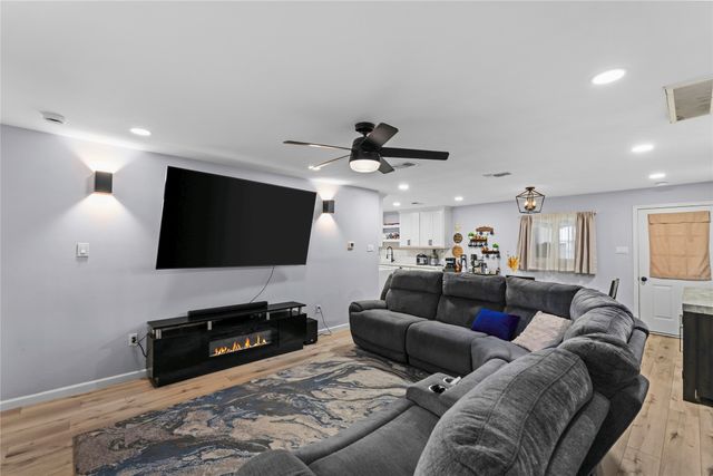 8128 Newman Drive, North Richland Hills, TX 76180
