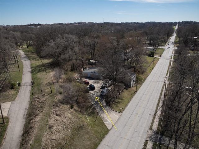 2707 Maple Avenue, Leavenworth, KS 66048