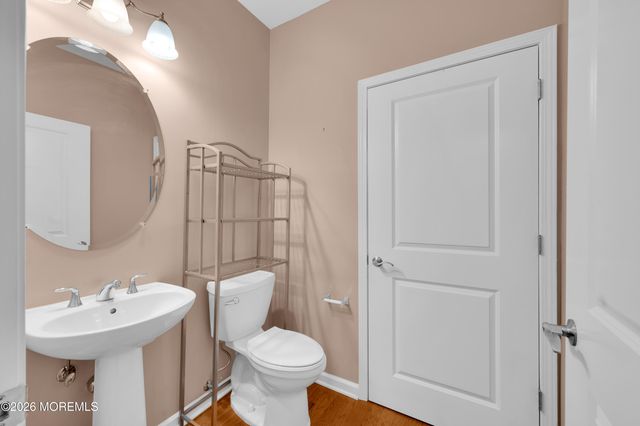 724 Amy Court, Lakewood, NJ 08701