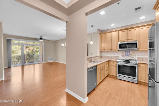 724 Amy Court, Lakewood, NJ 08701