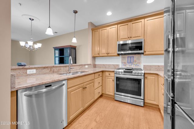 724 Amy Court, Lakewood, NJ 08701