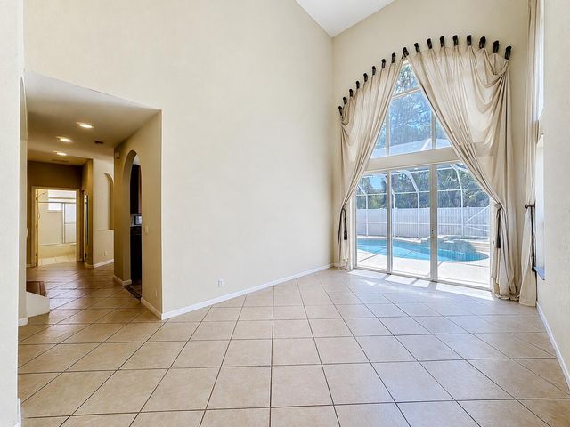 5747 Sunberry Circle, Fort Pierce, FL 34951