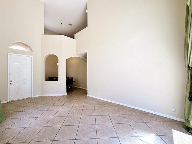 5747 Sunberry Circle, Fort Pierce, FL 34951