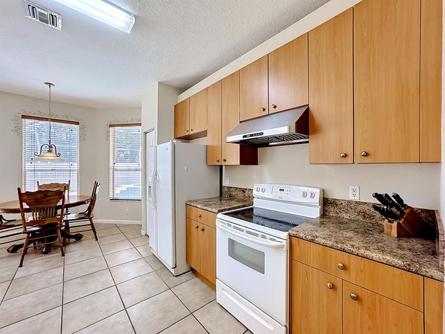5747 Sunberry Circle, Fort Pierce, FL 34951