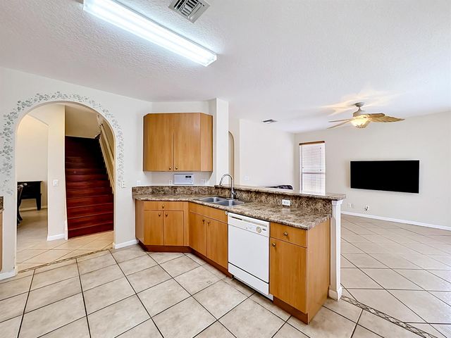 5747 Sunberry Circle, Fort Pierce, FL 34951