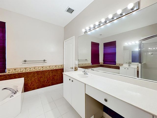 5747 Sunberry Circle, Fort Pierce, FL 34951