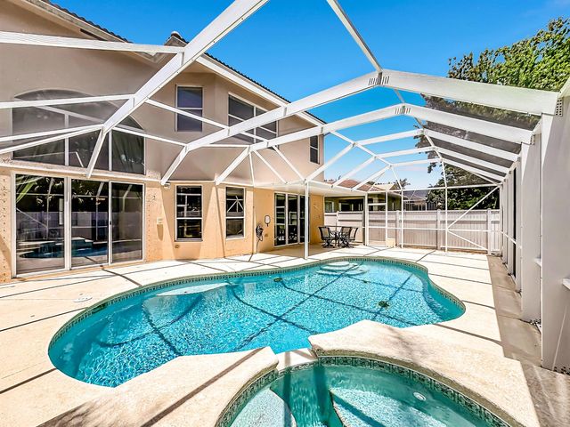 5747 Sunberry Circle, Fort Pierce, FL 34951