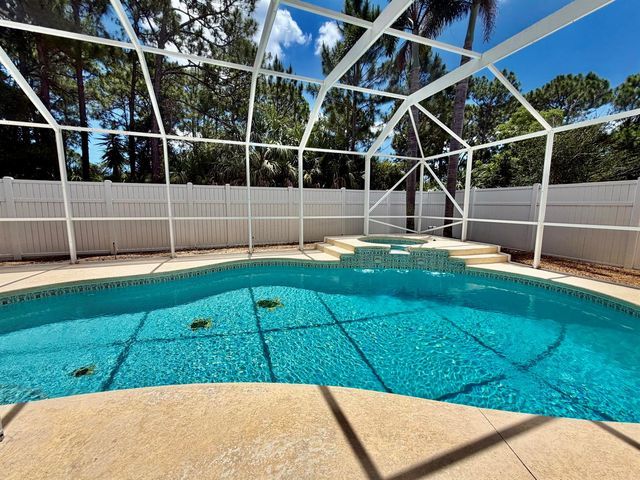 5747 Sunberry Circle, Fort Pierce, FL 34951