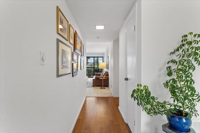 19100 Crest Ave 15, Castro Valley, CA 94546