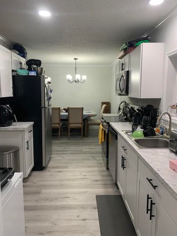 155 Grapevine Road, Summerville, SC 29483