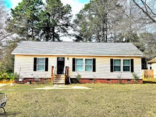 155 Grapevine Road, Summerville, SC 29483