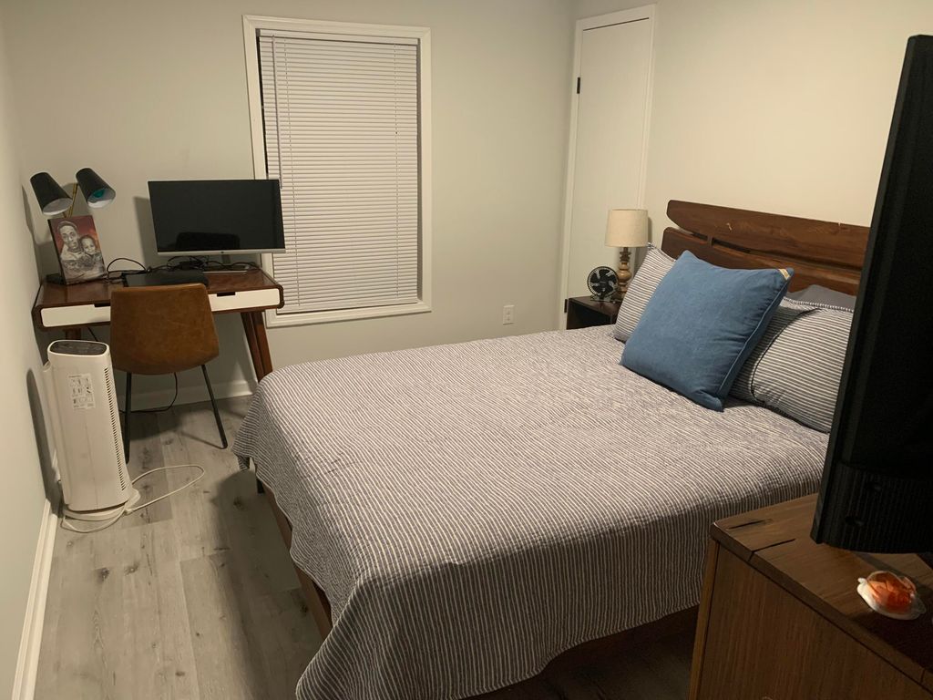 Image 11 of property listing at 155 Grapevine Road, Summerville, SC 29483