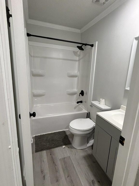 Image 15 of property listing at 155 Grapevine Road, Summerville, SC 29483