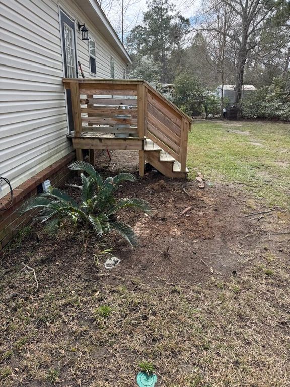 Image 16 of property listing at 155 Grapevine Road, Summerville, SC 29483