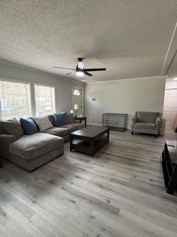 Image 3 of property listing at 155 Grapevine Road, Summerville, SC 29483