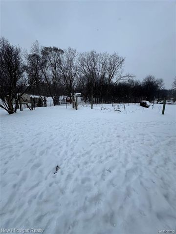 9390 Gale Road, Goodrich, MI 48438