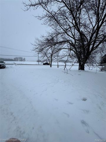 9390 Gale Road, Goodrich, MI 48438