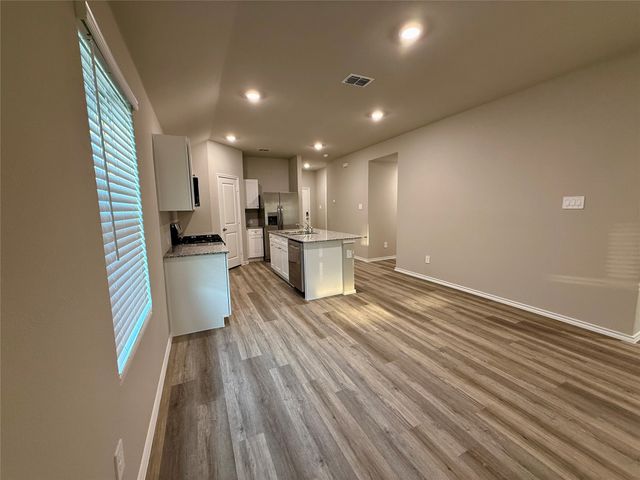 1637 Tin Roof Road, Krum, TX 76249
