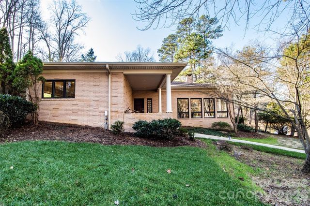 3911 Lakeside Drive, Charlotte, NC 28270