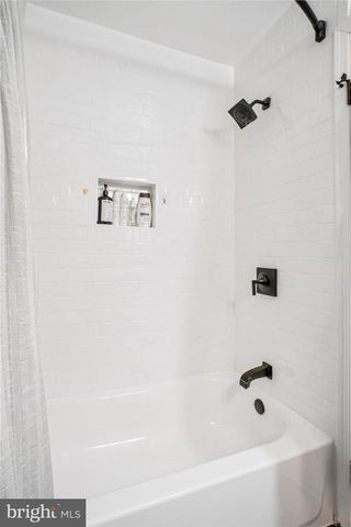 8332 GLASTONBURY CT, Annandale, VA 22003