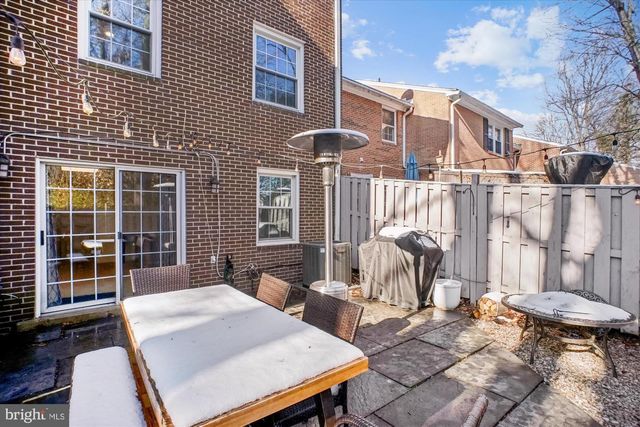 8332 GLASTONBURY CT, Annandale, VA 22003