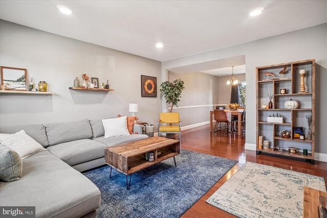 8332 GLASTONBURY CT, Annandale, VA 22003