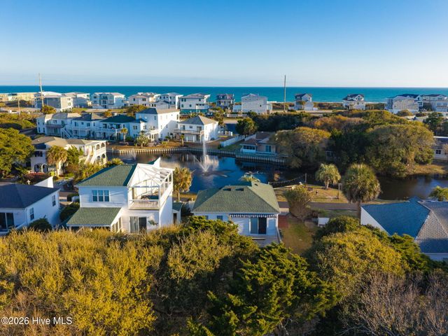 7 Bermuda Greens, Atlantic Beach, NC 28512