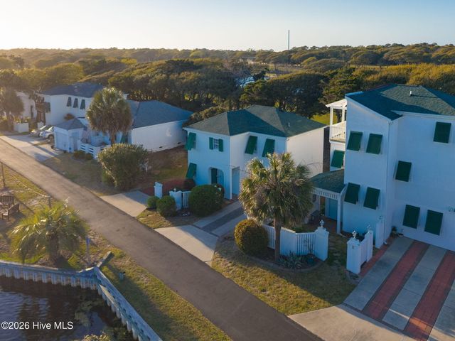 7 Bermuda Greens, Atlantic Beach, NC 28512