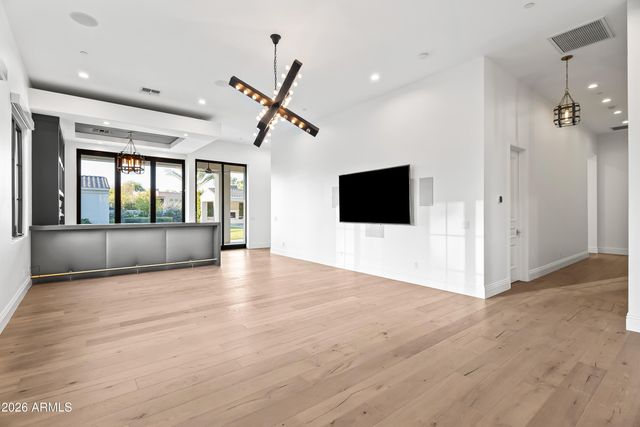 6310 E BAR Z Lane, Paradise Valley, AZ 85253