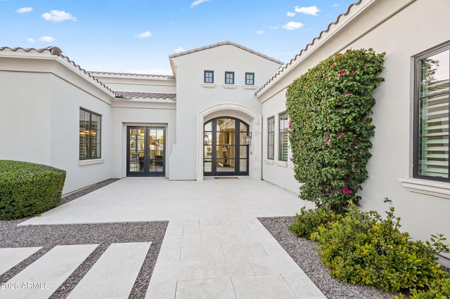 6310 E BAR Z Lane, Paradise Valley, AZ 85253