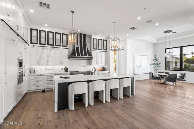 6310 E BAR Z Lane, Paradise Valley, AZ 85253