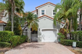 1140 Weeping Willow Way, Hollywood, FL 33019