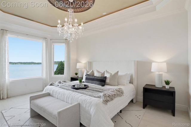 9548 Elizabeth Lake Road, White Lake Charter Township, MI 48386