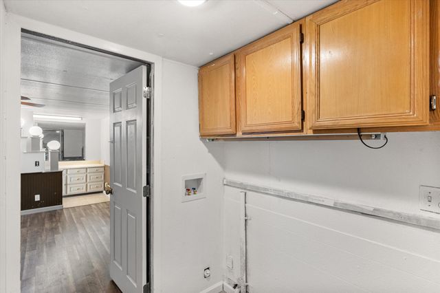 1509 E Apache Trail, Granbury, TX 76048