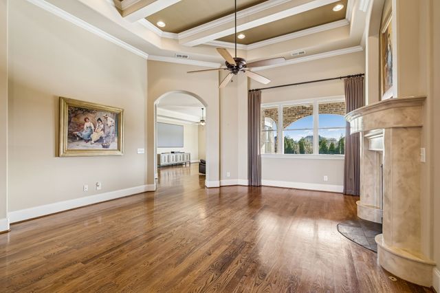 2133 Gorden Xing, Gallatin, TN 37066