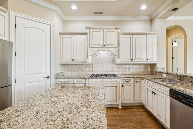 2133 Gorden Xing, Gallatin, TN 37066