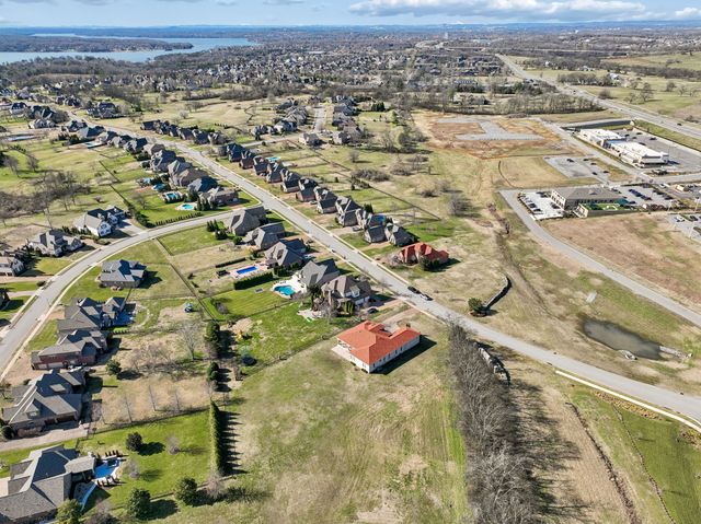 2133 Gorden Xing, Gallatin, TN 37066