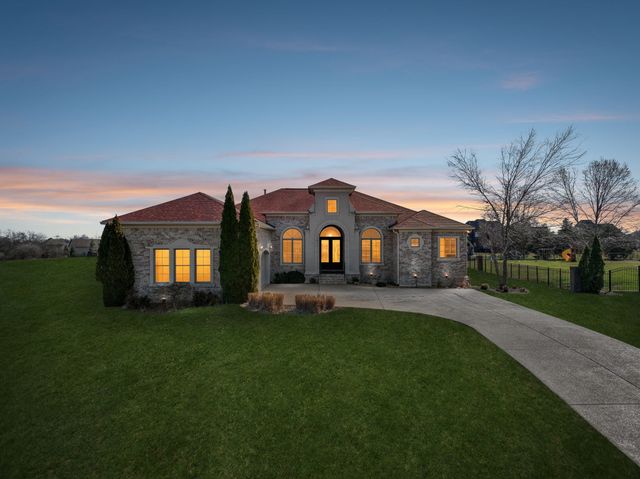 2133 Gorden Xing, Gallatin, TN 37066