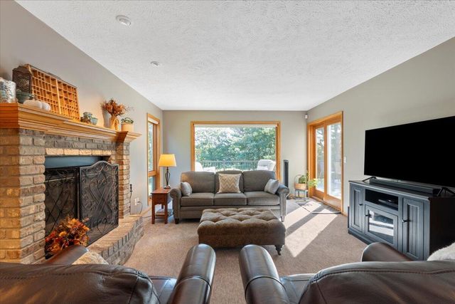 22395 205TH Street, Council Bluffs, IA 51503