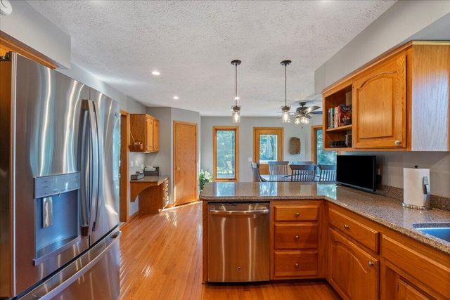 22395 205TH Street, Council Bluffs, IA 51503