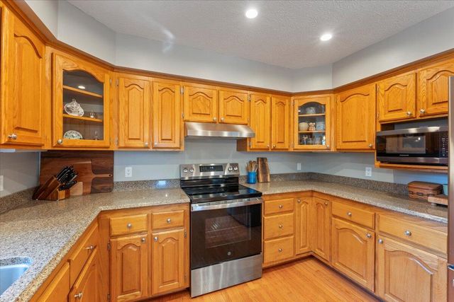 22395 205TH Street, Council Bluffs, IA 51503