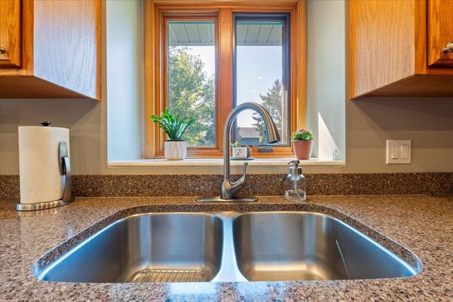 22395 205TH Street, Council Bluffs, IA 51503