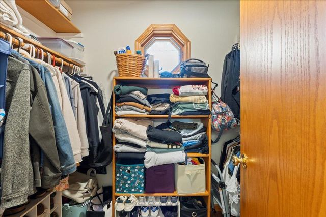 22395 205TH Street, Council Bluffs, IA 51503