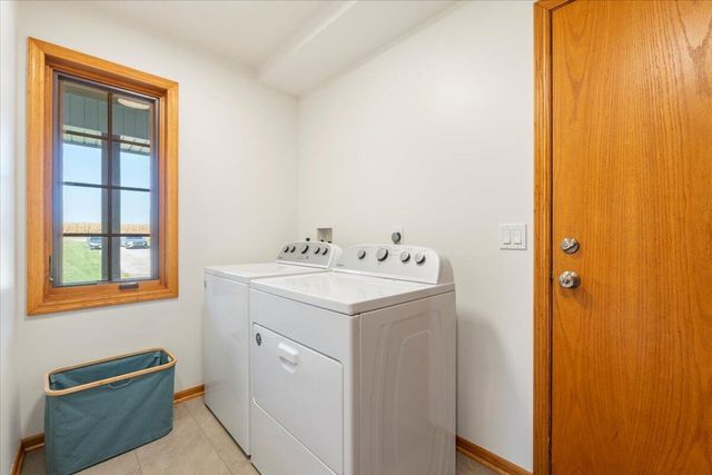 22395 205TH Street, Council Bluffs, IA 51503