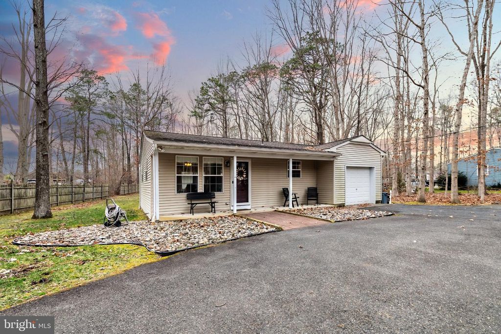 2206 EVERGREEN DR, Hammonton, NJ 08037